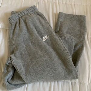NIKE sweats
